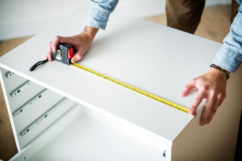 How to measure cabinet height