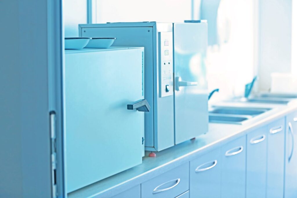 cabinet repair in manhattan