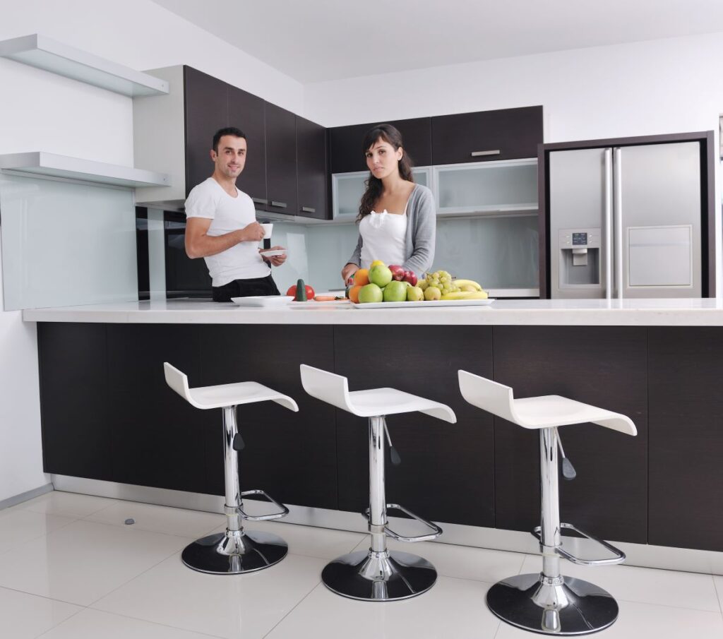 how to choose kitchen cabinets color