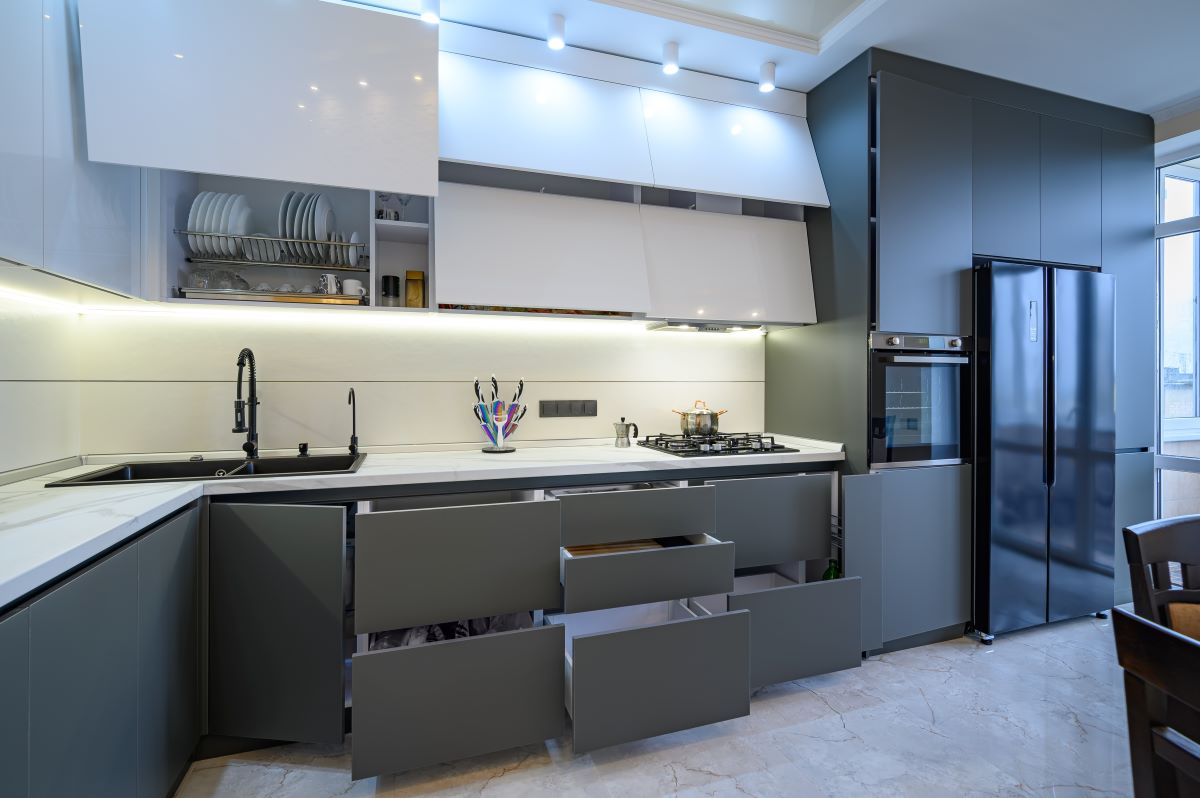 how long does it take to install cabinets in new construction