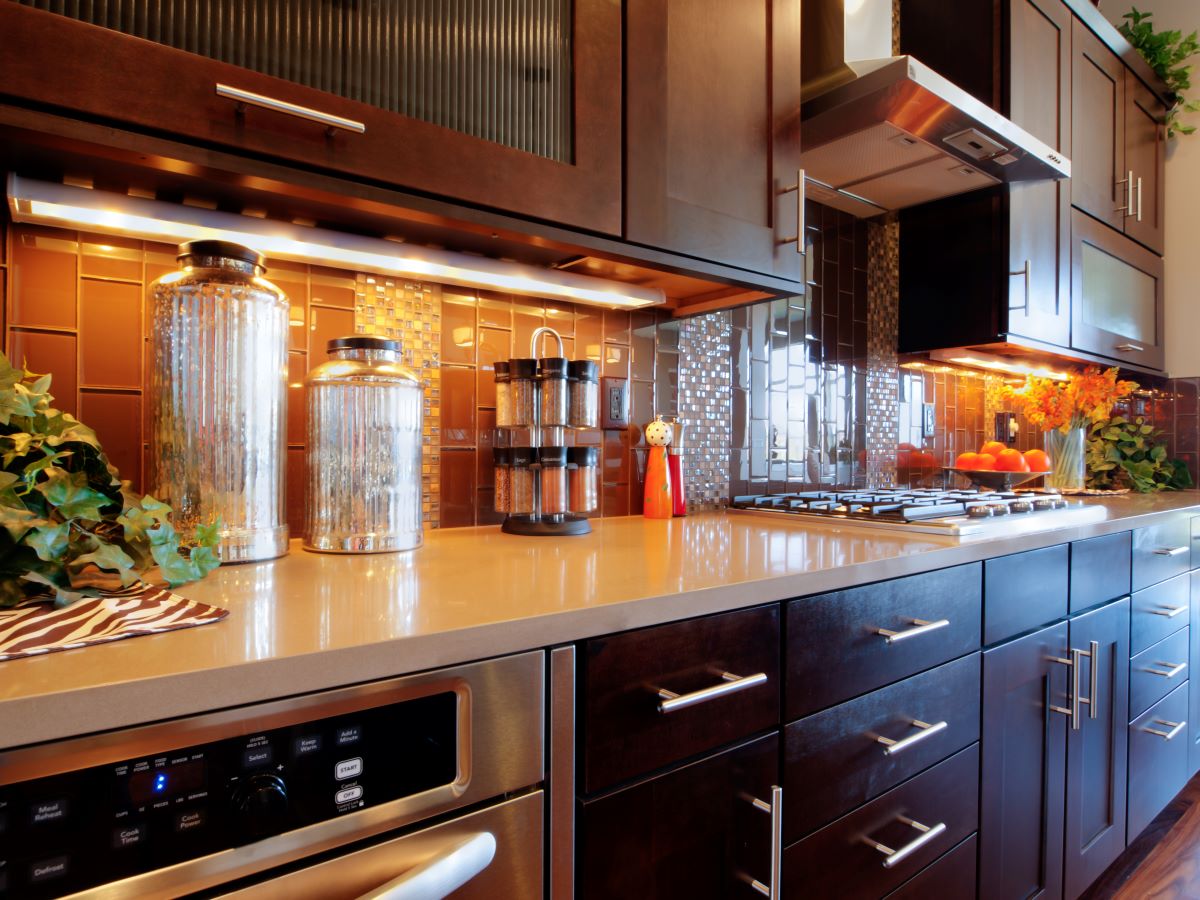 Pictures of Resurfaced Kitchen Cabinets – Stunning Look 4 What are resurfaced cabinets?