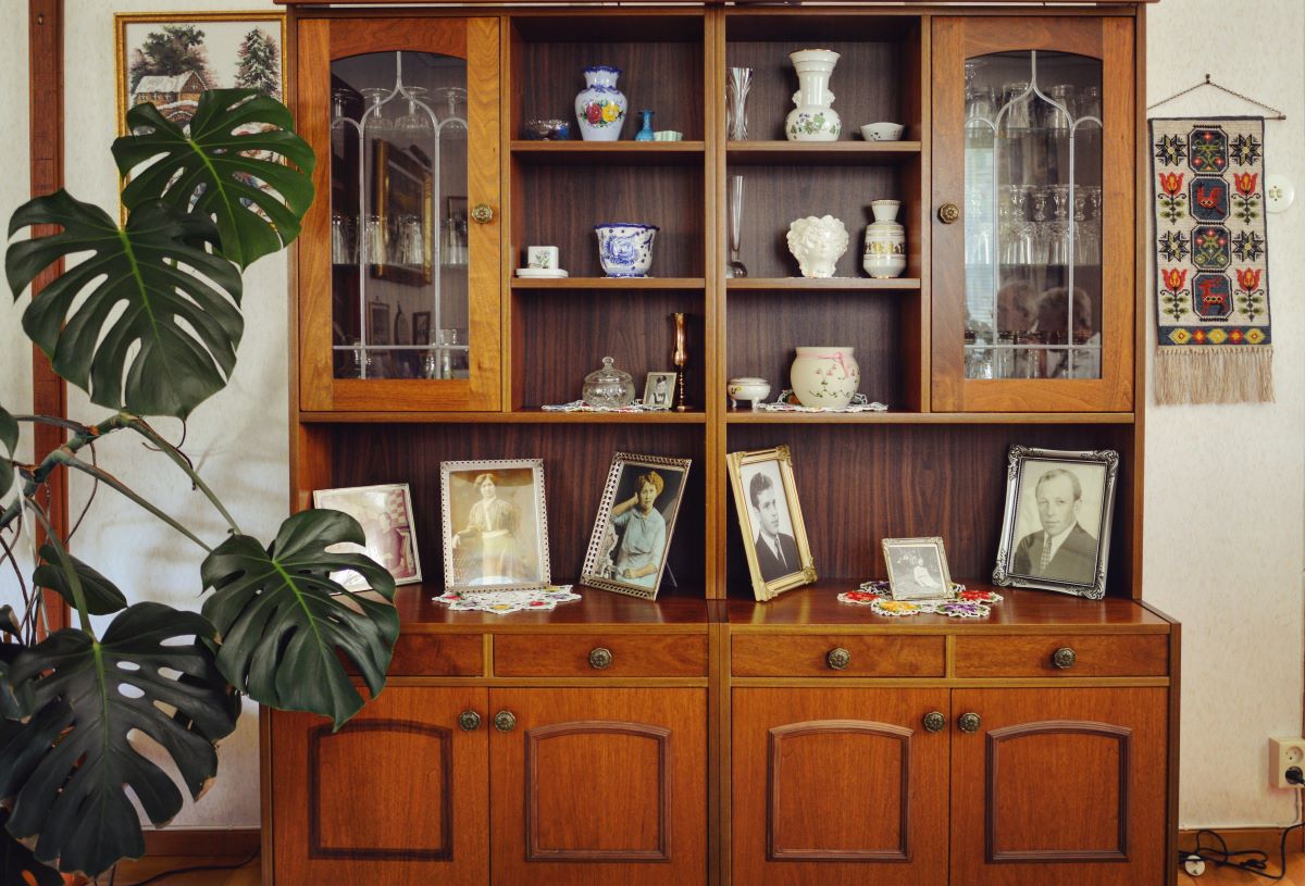 Cabinets Vintage: A Timeless Guide by Dr. Cabinet 2 wooden cabinets vintage