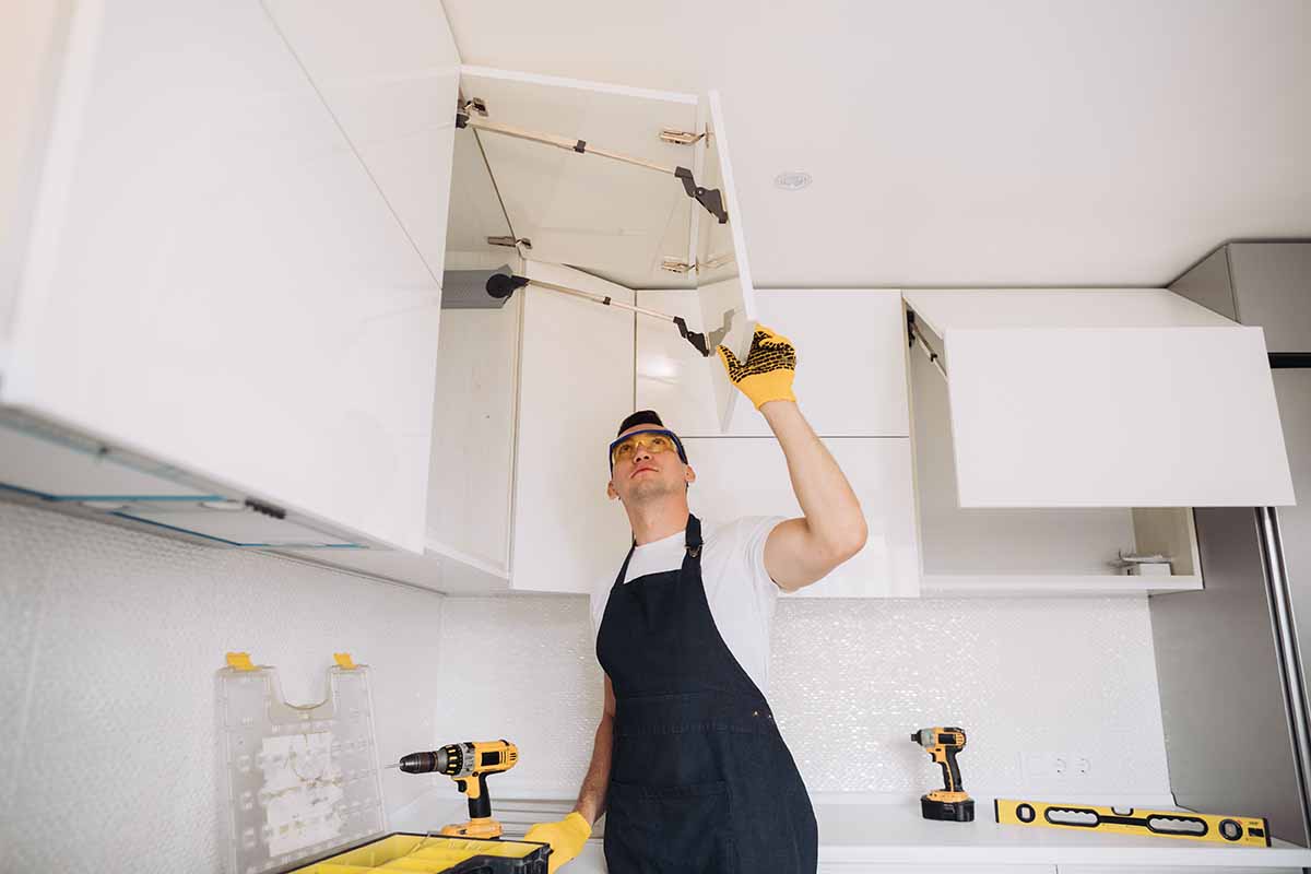 Kitchen Cabinet Installation