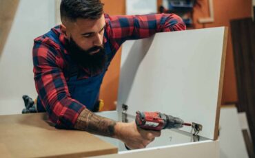Best Cabinet Repairman 101 : Fast & Reliable Home Repairs cabinet repairman