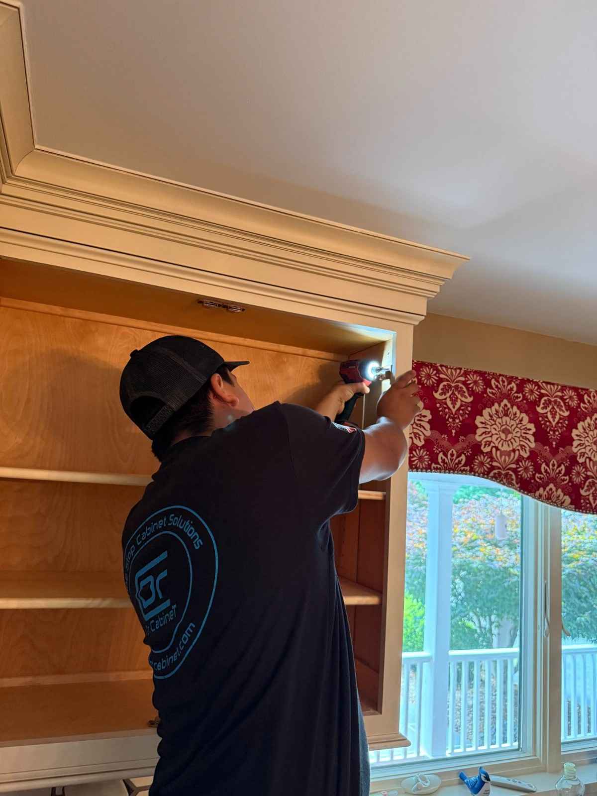 Traditional Kitchen Cabinet Repair