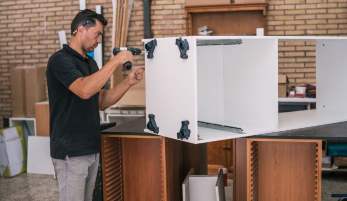 Cabinet Repair Manhattan