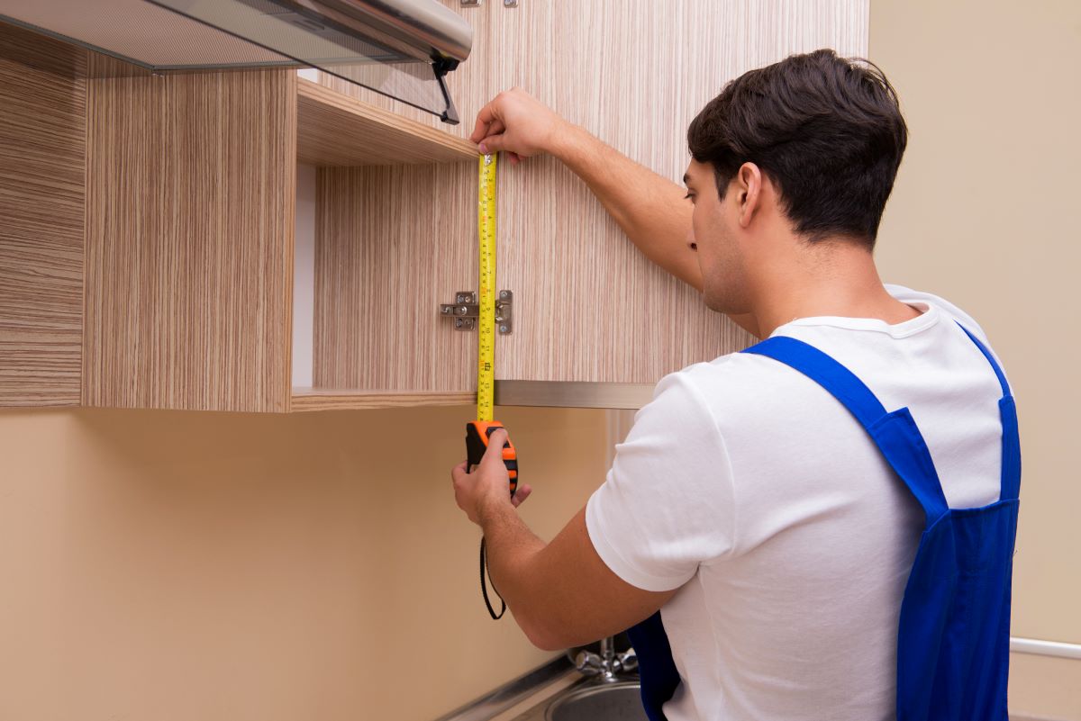 measurement of kitchen cabinet