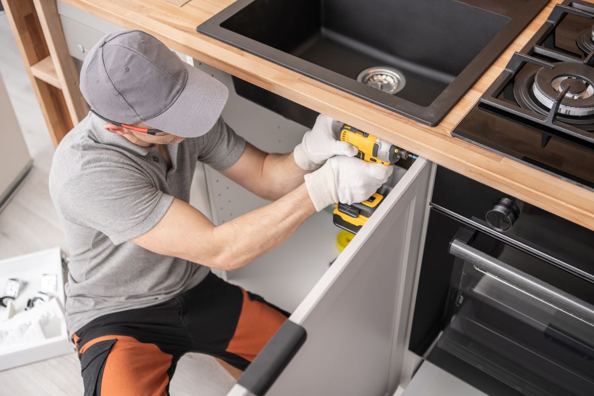 Cabinet Repair Services
