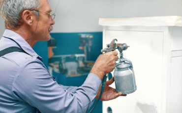 what do professionals use to paint cabinets