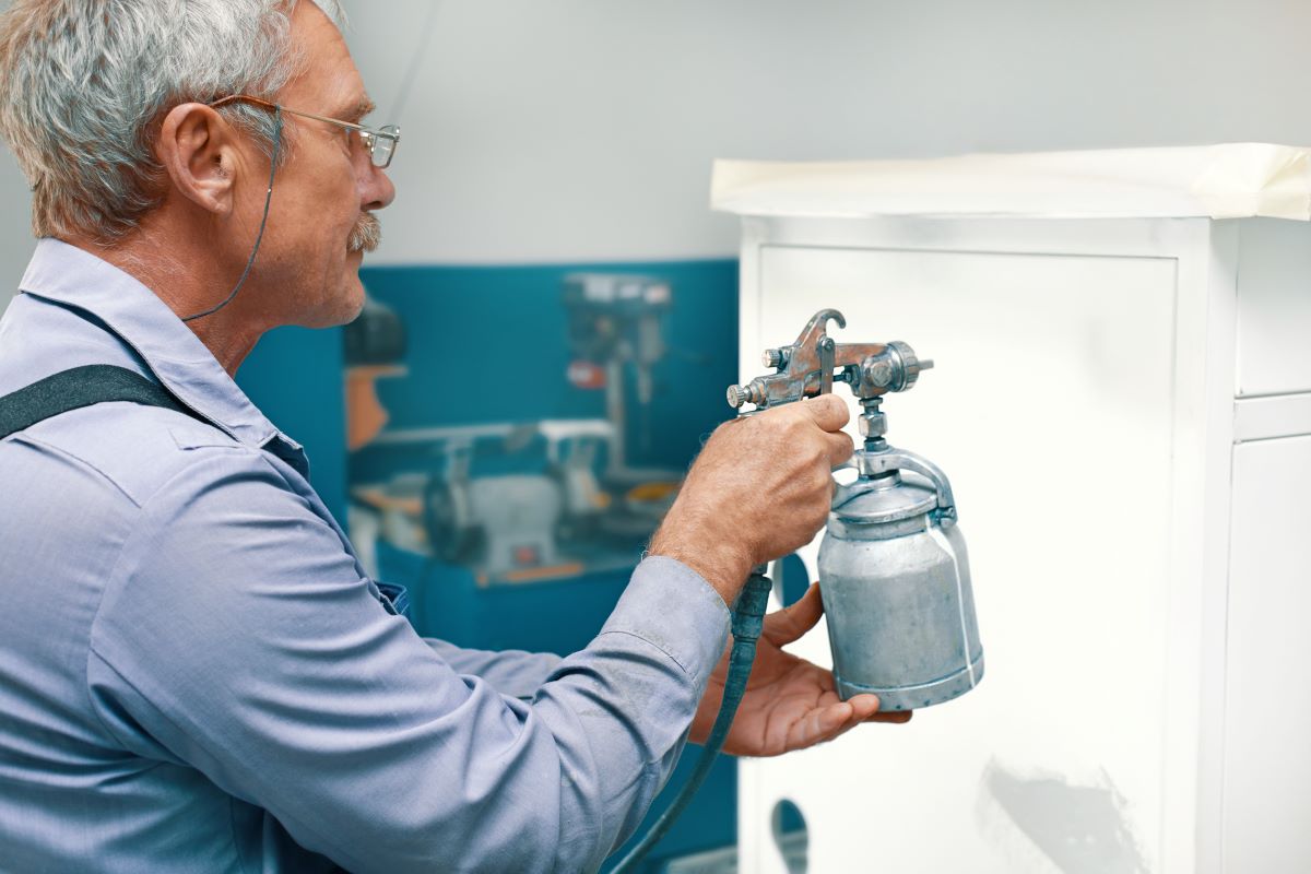 what do professionals use to paint cabinets