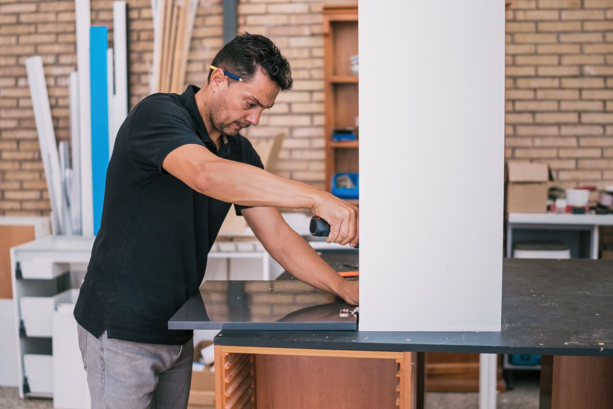 The Ultimate Guide to Lowes Cabinet Installation for Your Home 1 Lowes Cabinet Installation