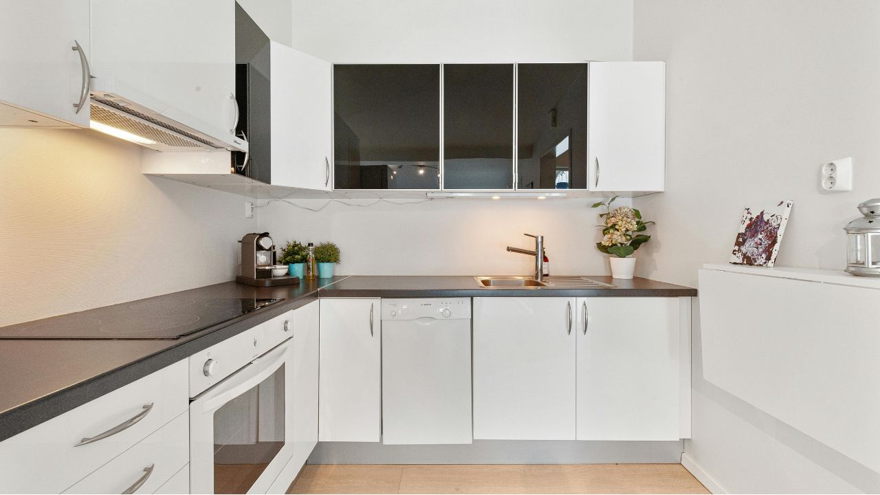 Best cupboard base for USA