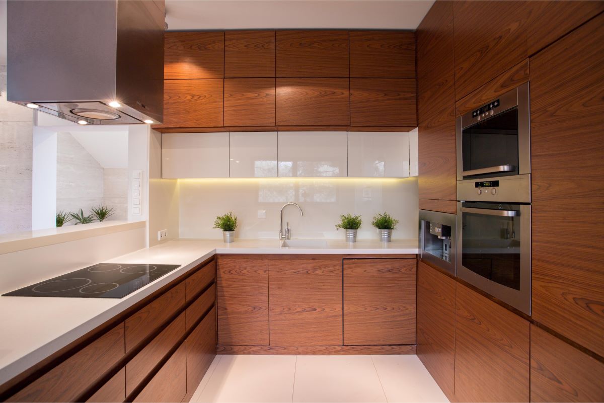 Cabinet Restore: 5 Ways to Save Your Kitchen in a Day 1 Cabinet Restore