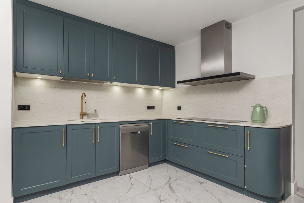 Cabinet Restore: 5 Ways to Save Your Kitchen in a Day 3 Cabinet Restore service usa